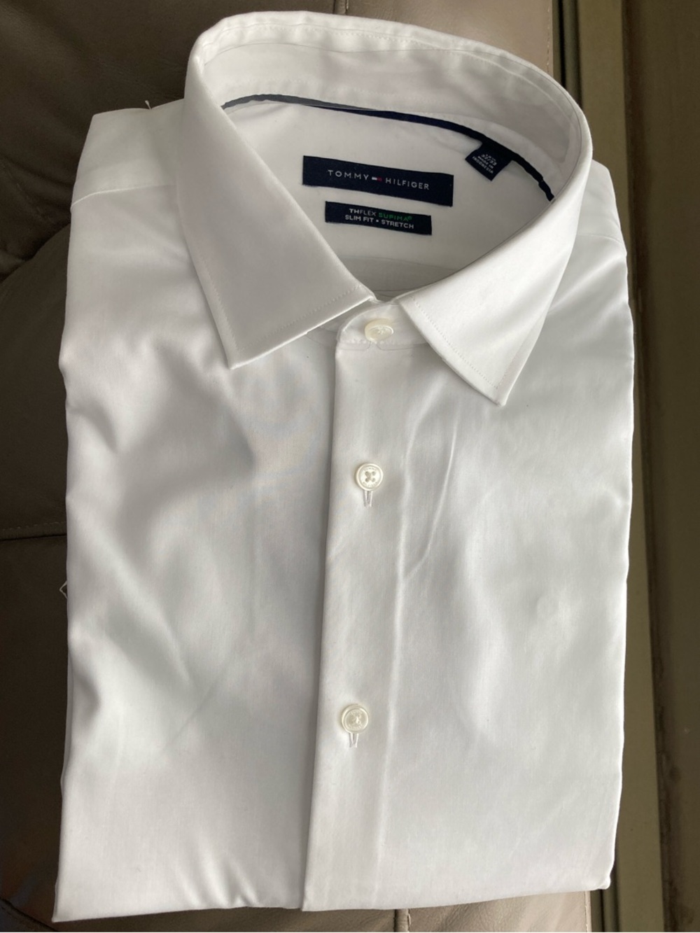 Tommy Hilfiger Men's White Dress Shirt with Classic Collar